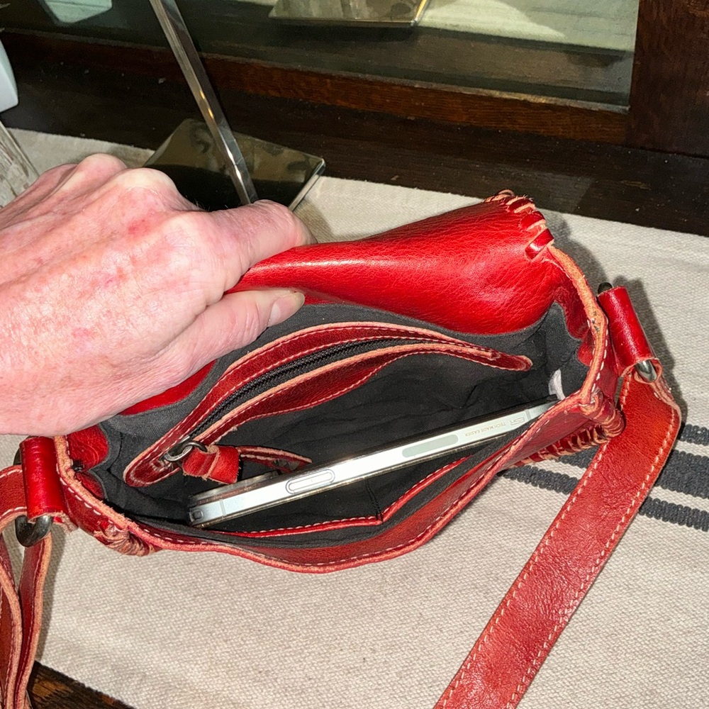 Bed Stu Leather Half Moon Crossbody Shoulder Bag Scarlet Red MSRP $245 - Picture 13 of 15